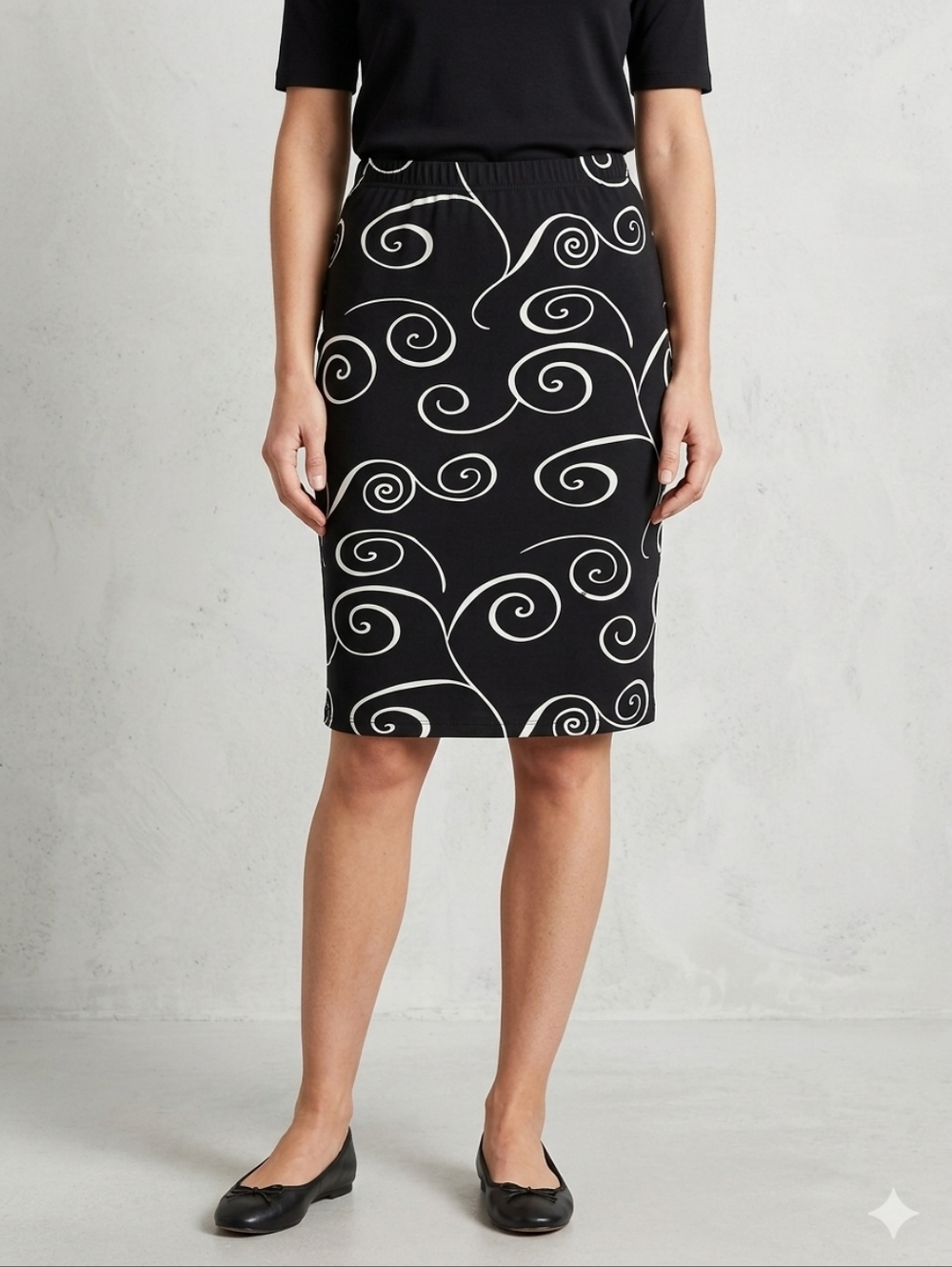 Black & white print stretch midi skirt sz 12 - 14
